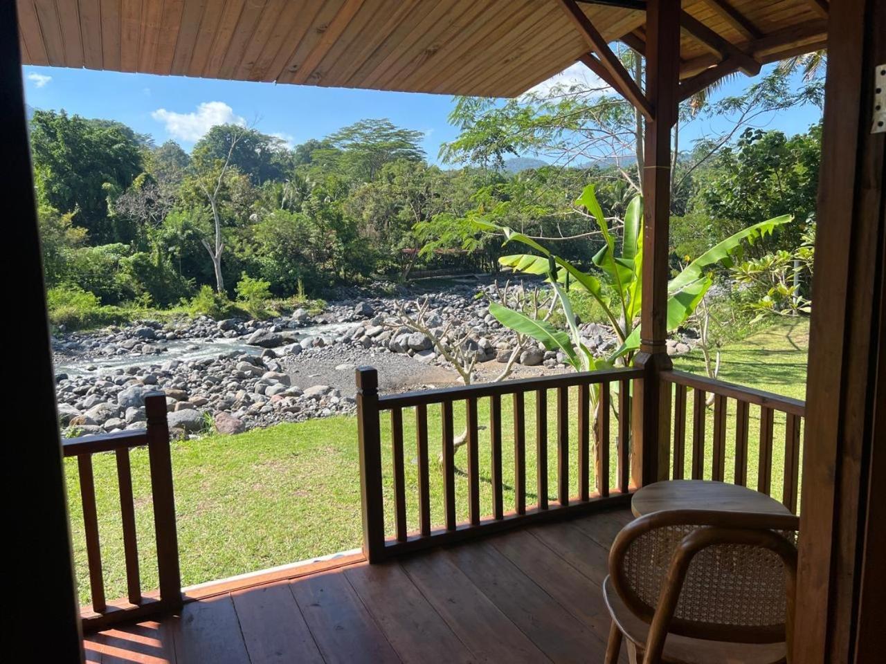 Villa Joglo Tepi Sungai Sidemen  Esterno foto