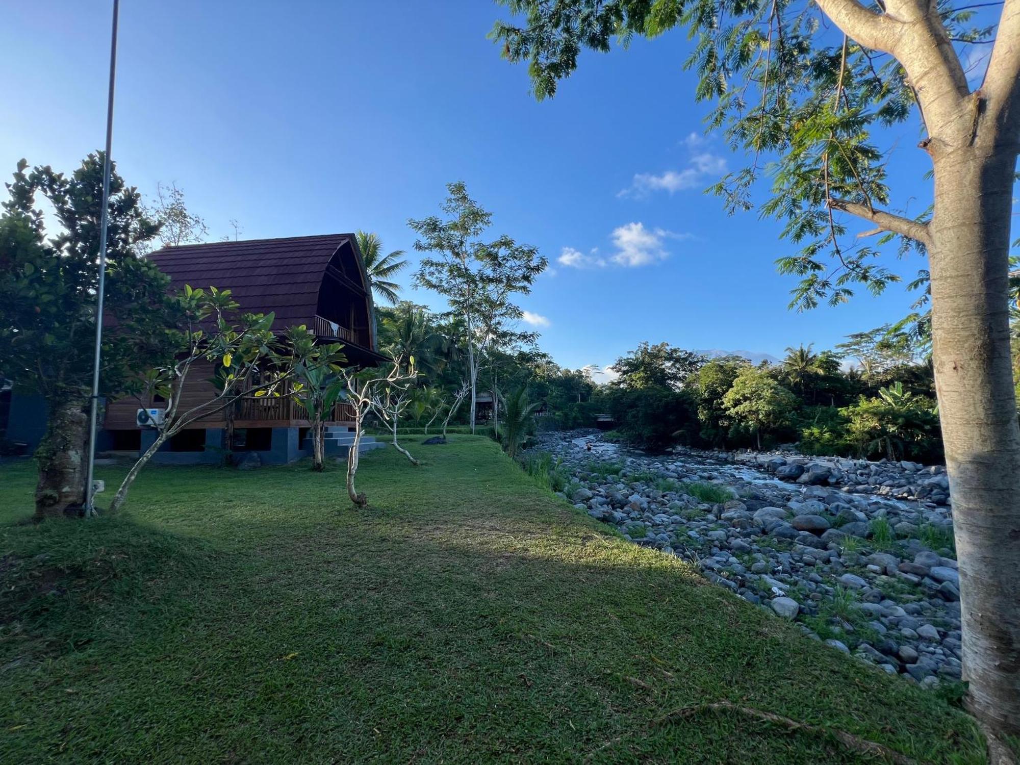 Villa Joglo Tepi Sungai Sidemen  Esterno foto
