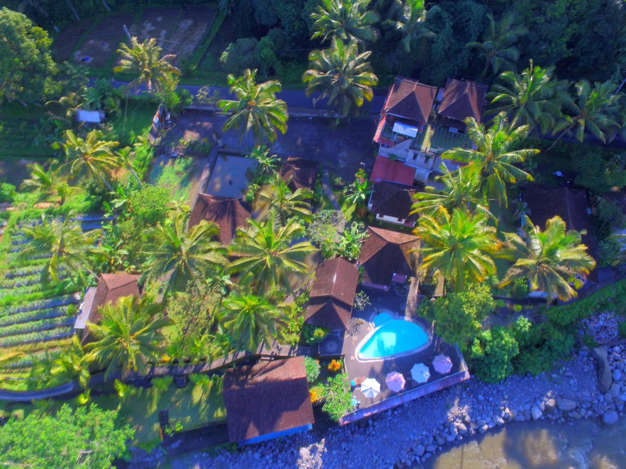 Villa Joglo Tepi Sungai Sidemen  Esterno foto