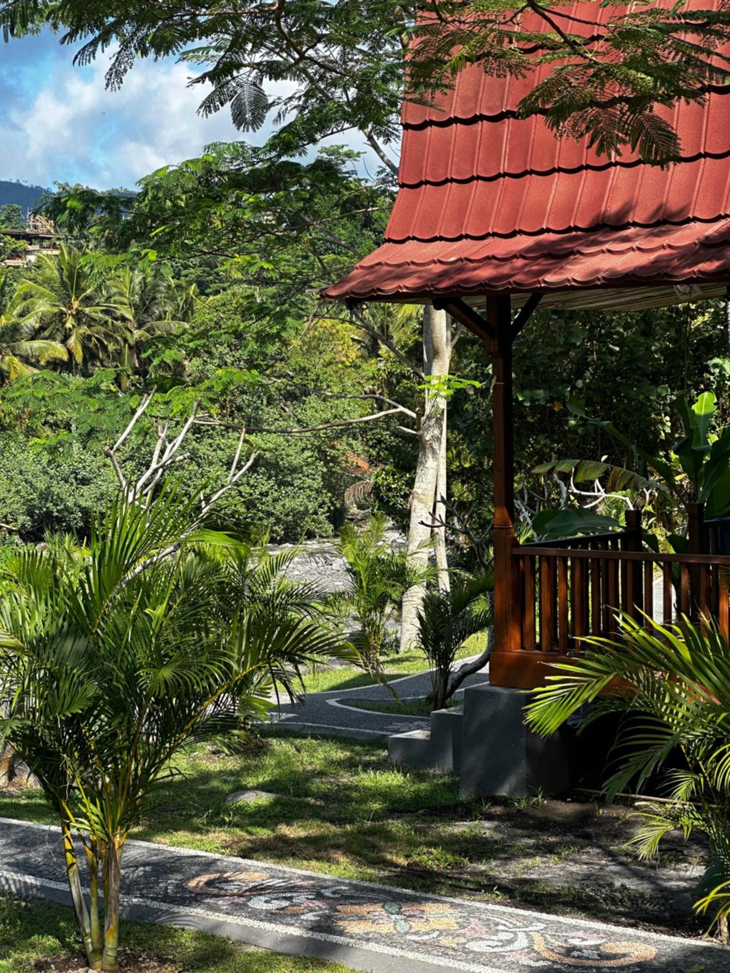 Villa Joglo Tepi Sungai Sidemen  Esterno foto