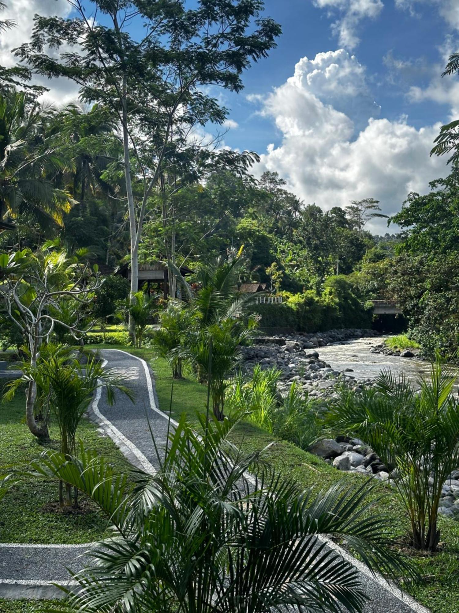 Villa Joglo Tepi Sungai Sidemen  Esterno foto