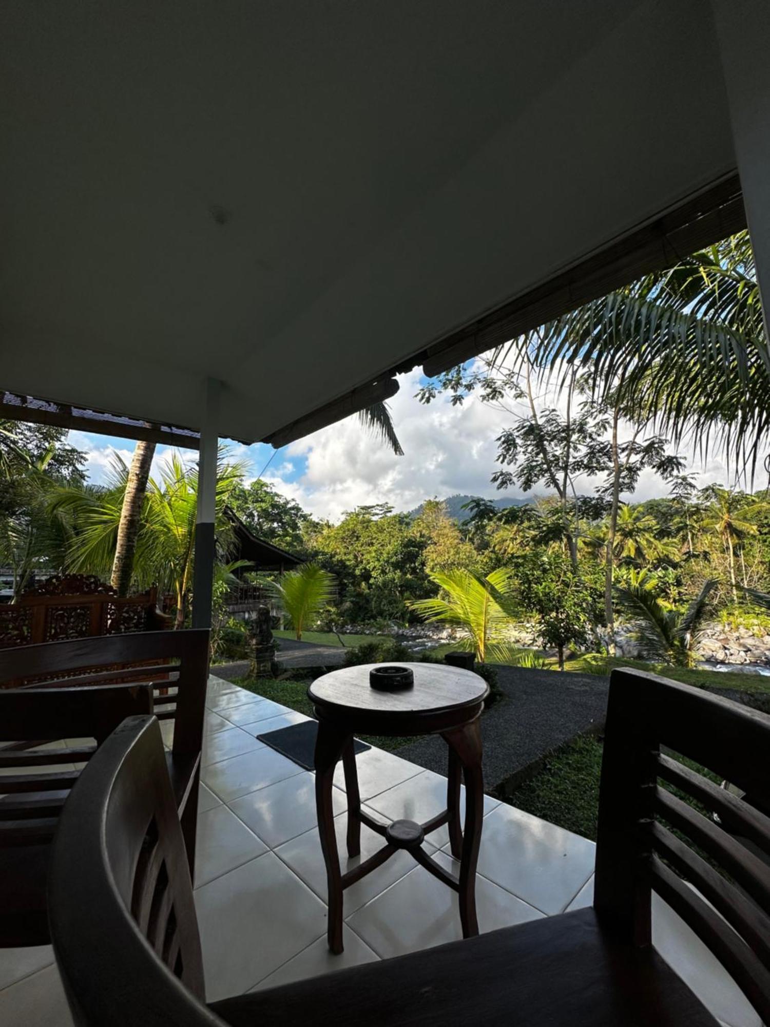 Villa Joglo Tepi Sungai Sidemen  Esterno foto