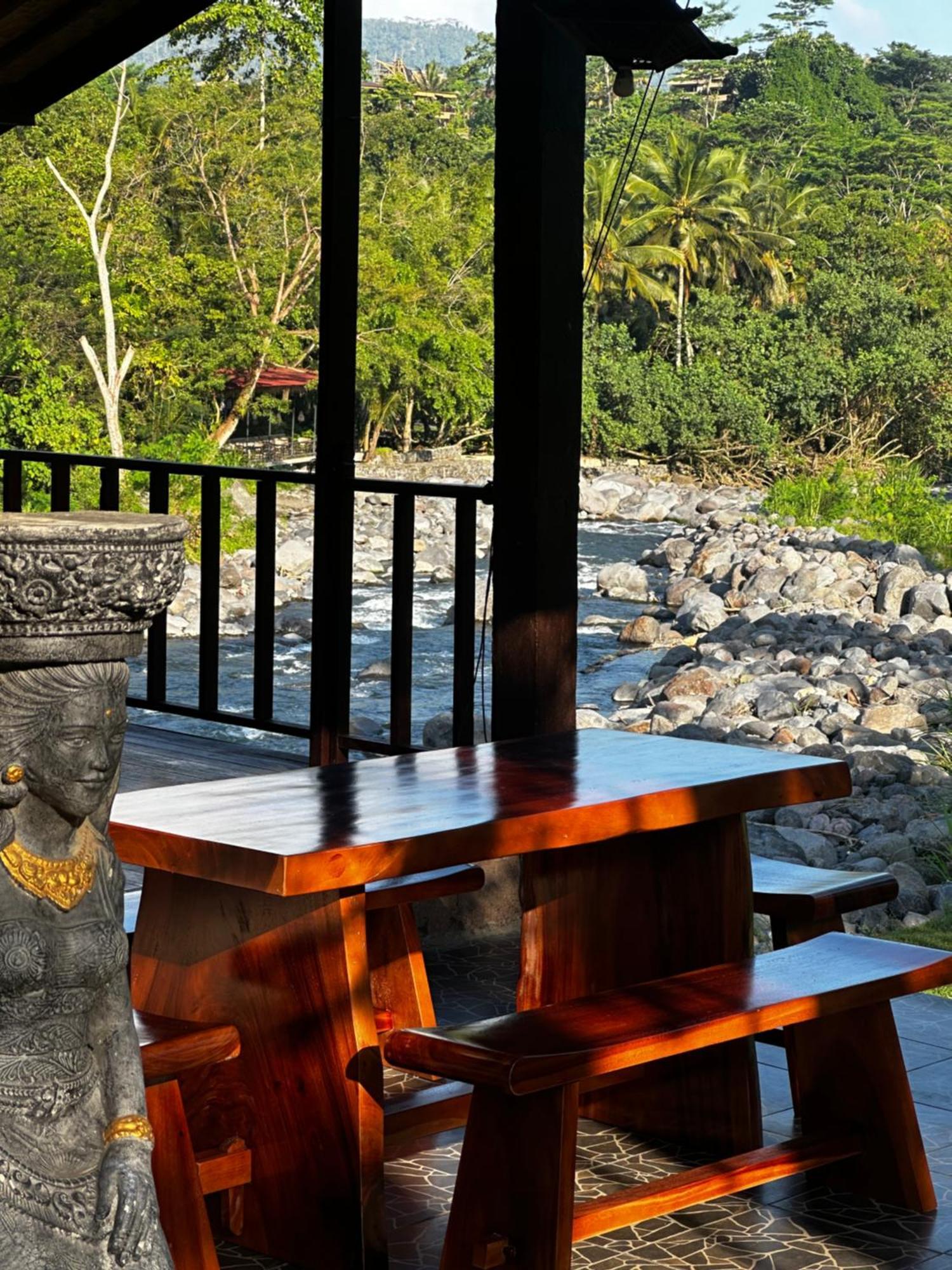 Villa Joglo Tepi Sungai Sidemen  Esterno foto